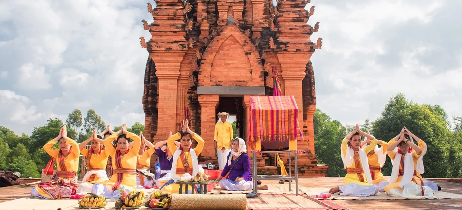 Làng văn hóa - Du lịch các dân tộc Việt Nam: Khám phá đời sống đa dạng 54 dân tộc Làng văn hóa - Du lịch các dân tộc Việt Nam: Khám phá đời sống đa dạng 54 dân tộc