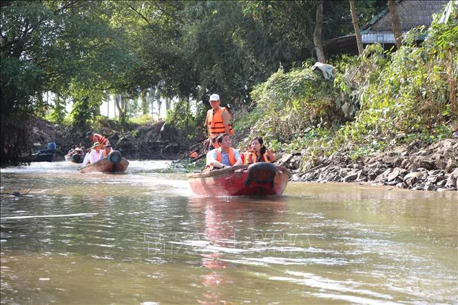 Liên kết hiệu quả để hình thành sản phẩm du lịch có giá trị và sức cạnh tranh Liên kết hiệu quả để hình thành sản phẩm du lịch có giá trị và sức cạnh tranh