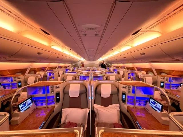 Máy bay lớn nhất thế giới chở 373 khách mắc kẹt 10 tiếng không có điều hòa