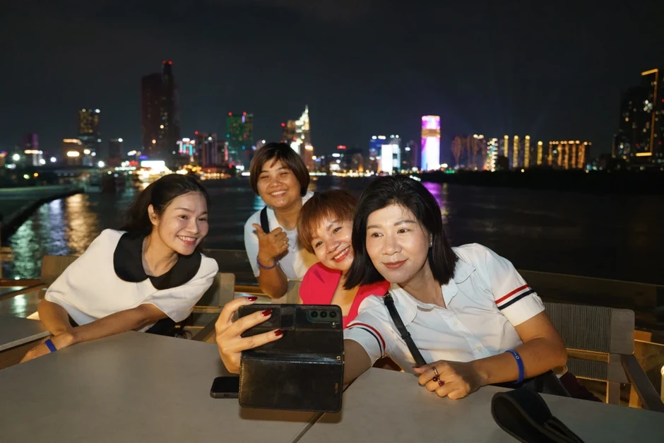Mở hướng đi mới cho du lịch cao cấp từ du thuyền Mở hướng đi mới cho du lịch cao cấp từ du thuyền
