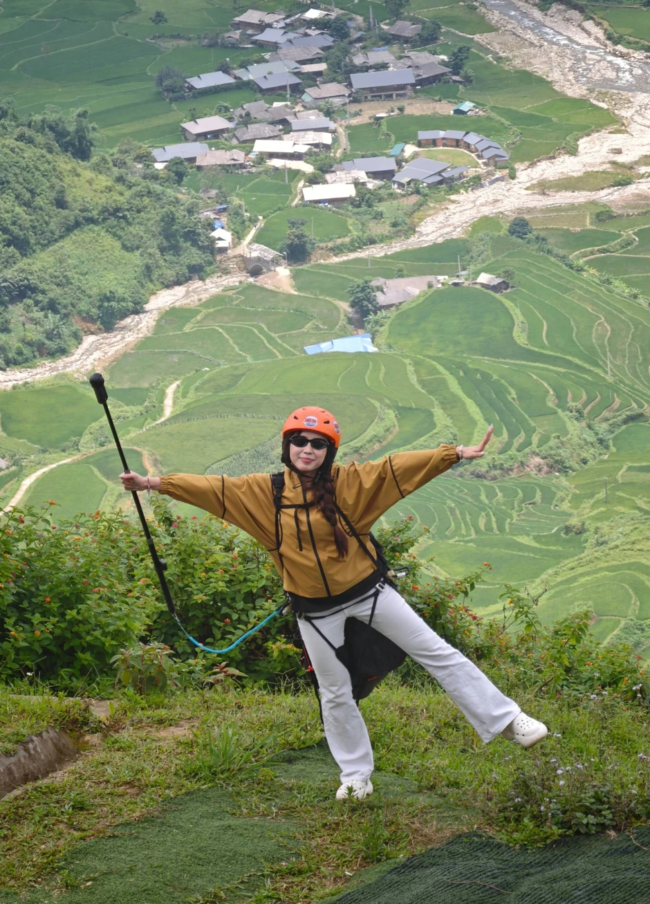 Mù Cang Chải bắt đầu có lúa chín, du khách háo hức “bay trên mùa vàng” Mù Cang Chải bắt đầu có lúa chín, du khách háo hức “bay trên mùa vàng”