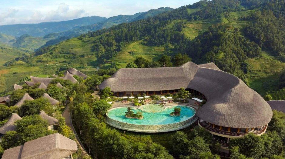 Mù Cang Chải: Điểm du lịch sắc màu nhất thế giới năm 2026 Mù Cang Chải: Điểm du lịch sắc màu nhất thế giới năm 2026