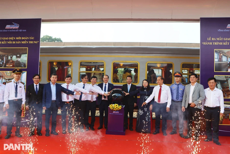 Nâng cấp đoàn tàu di sản đi qua đường sắt đáng trải nghiệm nhất thế Nâng cấp đoàn tàu di sản đi qua đường sắt đáng trải nghiệm nhất thế