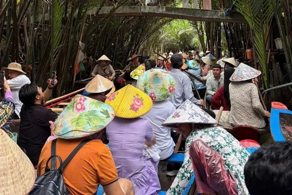 Né cảnh đông nghẹt ở Cồn Thới Sơn, du khách đi đâu để ngồi xuồng ba lá? Né cảnh đông nghẹt ở Cồn Thới Sơn, du khách đi đâu để ngồi xuồng ba lá?