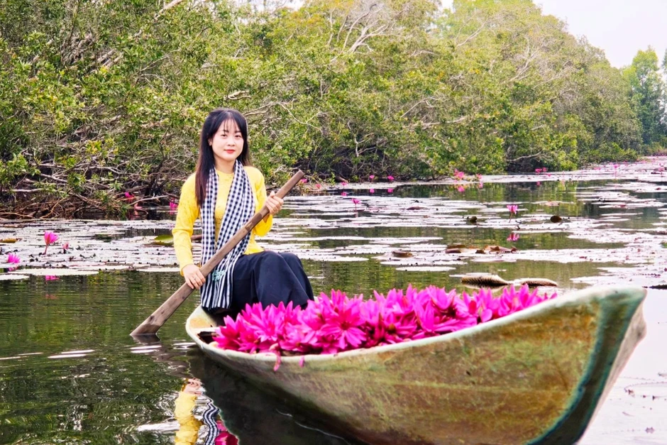 Né cảnh đông nghẹt ở Cồn Thới Sơn, du khách đi đâu để ngồi xuồng ba lá? Né cảnh đông nghẹt ở Cồn Thới Sơn, du khách đi đâu để ngồi xuồng ba lá?