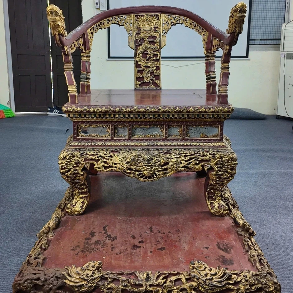 Ngai vua triều Nguyễn bị phá hoại được phục chế, sẽ được trưng bày trở lại