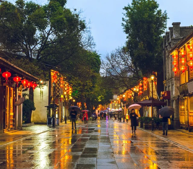 Ngày 24/9, sân bay Nội Bài có một máy bay hạ cánh: Khách lạ là ai? Ngày 24/9, sân bay Nội Bài có một máy bay hạ cánh: Khách lạ là ai?