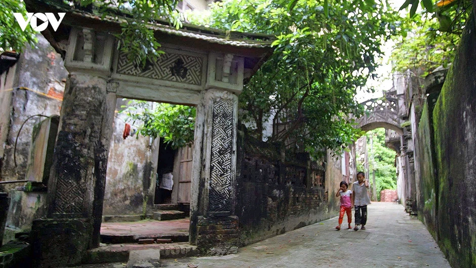 Ngôi làng cổ hơn 500 tuổi từng được mệnh danh “làng người giàu” ở Hà Nội Ngôi làng cổ hơn 500 tuổi từng được mệnh danh “làng người giàu” ở Hà Nội