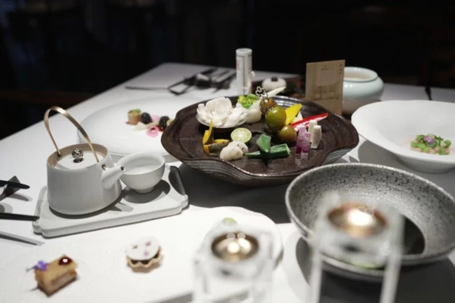 Nhà hàng chay duy nhất ở Trung Quốc đạt ba sao Michelin Nhà hàng chay duy nhất ở Trung Quốc đạt ba sao Michelin
