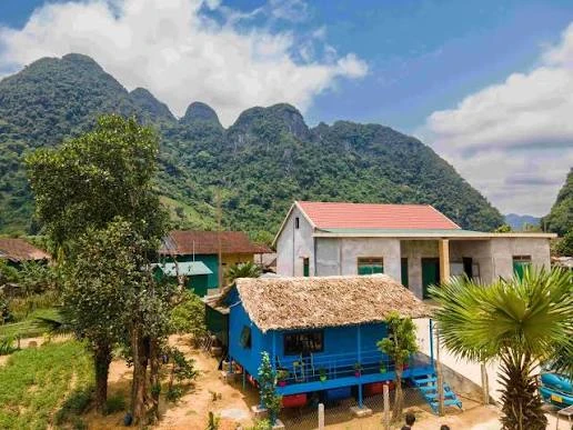 Phát hiện ngôi làng có hơn 600 căn nhà "biết nổi" mỗi khi nước dâng, từng được vinh danh tốt nhất thế giới