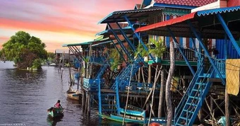 Phát hiện ngôi làng ở nước láng giềng Việt Nam, nhà dựng trên cột cao 9 m, mùa mưa đường biến thành sông