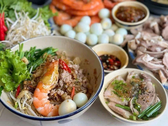 Phát hiện ngôi làng ở Việt Nam có hơn 2.000 giống hoa 'không chạm đất', mỗi lần chăm cây phải làm việc này Phát hiện ngôi làng ở Việt Nam có hơn 2.000 giống hoa 'không chạm đất', mỗi lần chăm cây phải làm việc này
