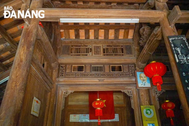 Phát hiện ngôi làng rộng hơn 270 ha có 8 nhà cổ trăm tuổi, nổi tiếng với chiếc bàn không cần đẩy vẫn xoay Phát hiện ngôi làng rộng hơn 270 ha có 8 nhà cổ trăm tuổi, nổi tiếng với chiếc bàn không cần đẩy vẫn xoay