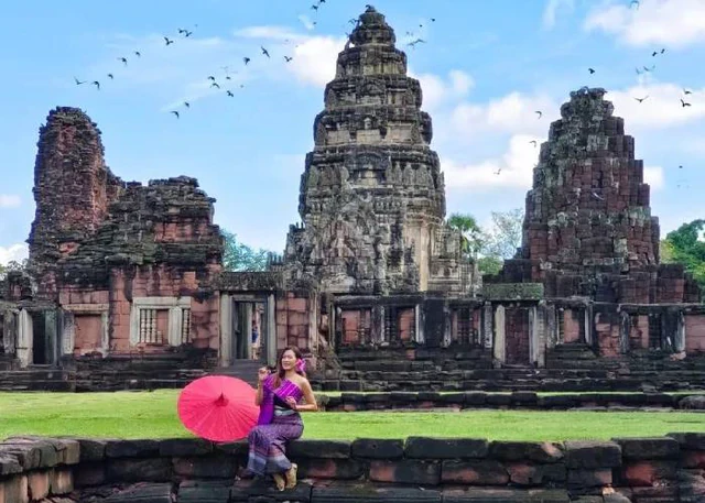 Phát hiện "kim tự tháp" 7 tầng giữa rừng ở nước láng giềng Việt Nam, cao gần 40 m và hơn 1.000 năm tuổi Phát hiện "kim tự tháp" 7 tầng giữa rừng ở nước láng giềng Việt Nam, cao gần 40 m và hơn 1.000 năm tuổi