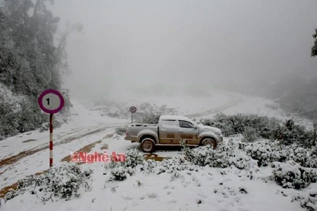 Phát hiện vùng đất miền Trung từng lạnh -8°C, tuyết phủ trắng khiến nhiều người ngỡ lạc vào rừng Bắc Âu