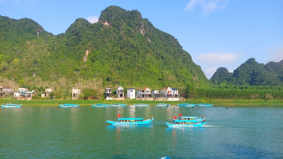 Phát triển Phong Nha-Kẻ Bàng thành điểm du lịch đẳng cấp quốc tế Phát triển Phong Nha-Kẻ Bàng thành điểm du lịch đẳng cấp quốc tế