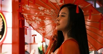 Quán cà phê ở Bắc Ninh gây chú ý nhờ màn múa tiên nữ phục vụ khách
