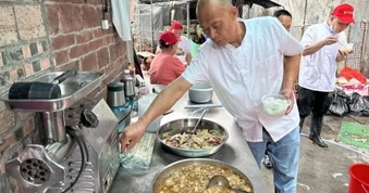Quán lẩu Trung Quốc xin khách đừng tới: Bán gói gia vị thu về 6,1 tỷ đồng