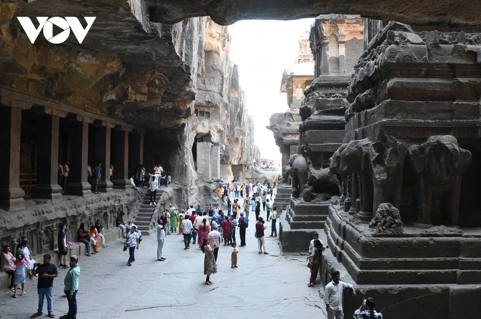 Quần thể hang động Ellora - kỳ quan kiến trúc trong lòng núi