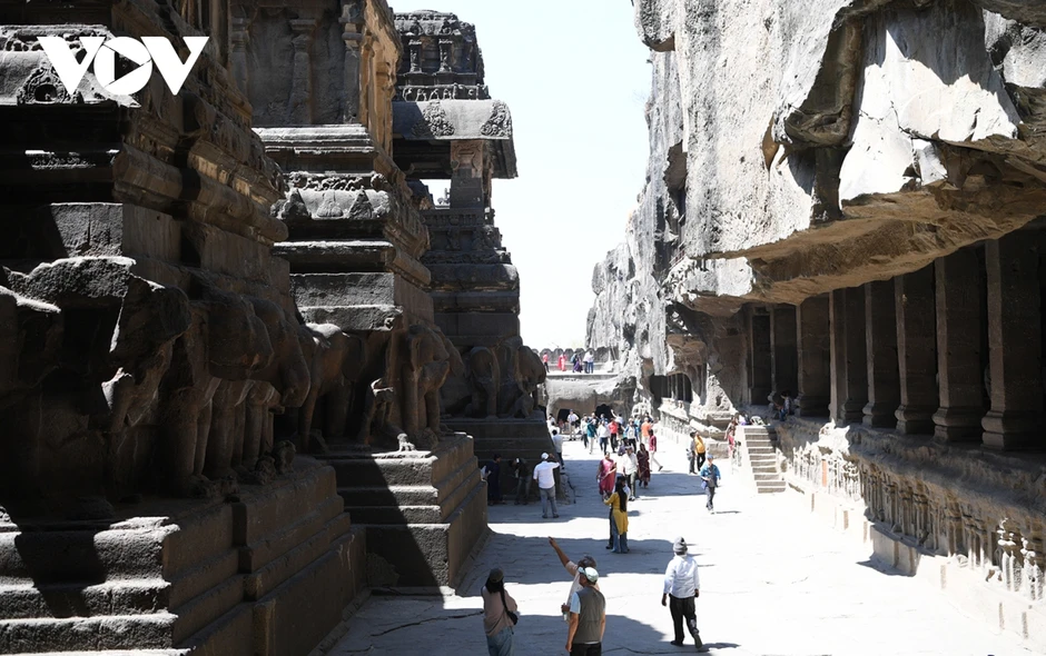 Quần thể hang động Ellora - kỳ quan kiến trúc trong lòng núi