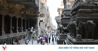Quần thể hang động Ellora - kỳ quan kiến trúc trong lòng núi