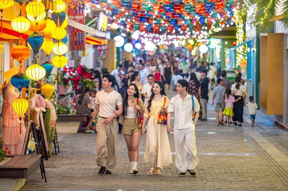 Quảng Ninh bắn pháo hoa hàng đêm tại tổ hợp giải trí đêm VUI-Fest Ha Long Quảng Ninh bắn pháo hoa hàng đêm tại tổ hợp giải trí đêm VUI-Fest Ha Long