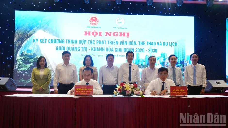 Quảng Trị và Khánh Hòa hợp tác phát triển sản phẩm du lịch chung thu hút khách quốc tế