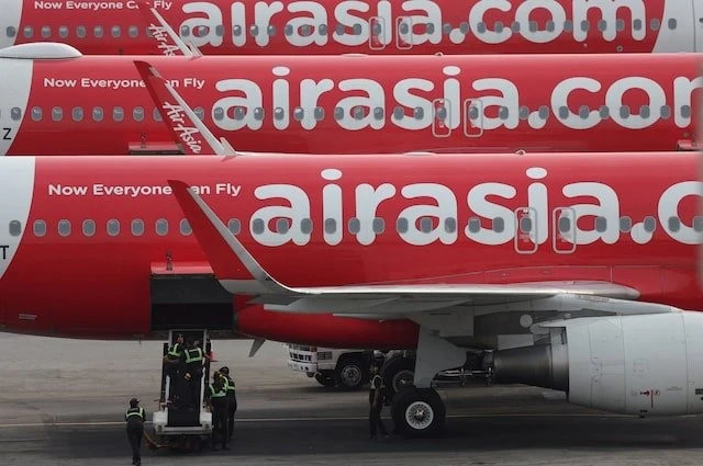 Rủi ro AirAsia và cảnh báo về khả năng phòng vệ của hàng không Việt Nam Rủi ro AirAsia và cảnh báo về khả năng phòng vệ của hàng không Việt Nam