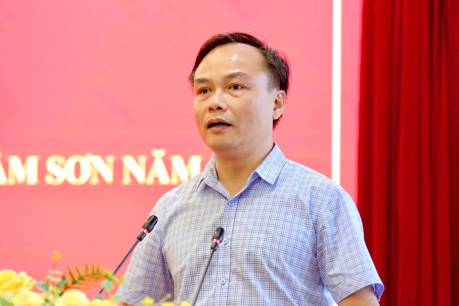 Sầm Sơn kiên quyết xử lý tình trạng xe điện “móc nối” với cơ sở kinh doanh Sầm Sơn kiên quyết xử lý tình trạng xe điện “móc nối” với cơ sở kinh doanh