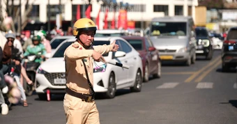Sân bay Liên Khương đóng cửa: Đà Lạt đón khách bằng tất cả lòng hiếu khách, hỗ trợ giao thông
