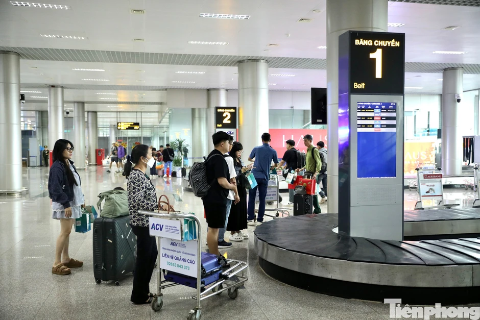 Sân bay Liên Khương mở cửa Sân bay Liên Khương mở cửa