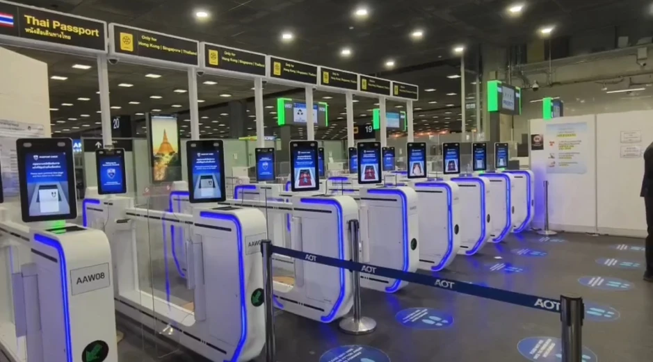 Sân bay Suvarnabhumi (Thái Lan) mở làn nhập cảnh tự động cho du khách Sân bay Suvarnabhumi (Thái Lan) mở làn nhập cảnh tự động cho du khách