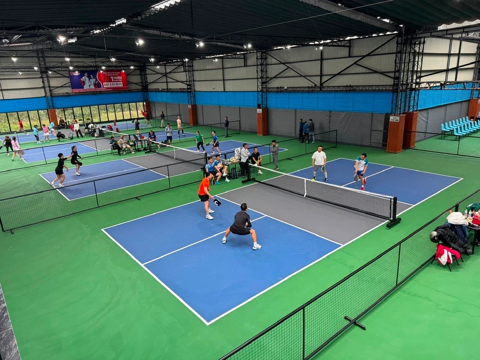 Sân pickleball Trường Sa - điểm nhấn mới trong bức tranh du lịch Cửa Lò Sân pickleball Trường Sa - điểm nhấn mới trong bức tranh du lịch Cửa Lò