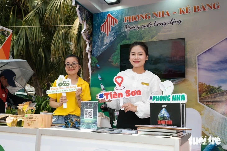 Sôi động săn tour, ưu đãi bùng nổ tại Ngày hội Du lịch TP.HCM Sôi động săn tour, ưu đãi bùng nổ tại Ngày hội Du lịch TP.HCM
