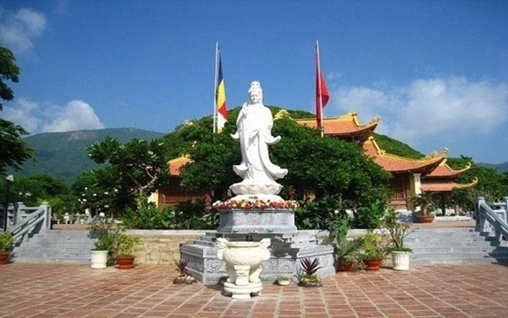 Soi giá những tour du lịch tâm linh 3 miền hút khách nhất đầu năm 2026 Soi giá những tour du lịch tâm linh 3 miền hút khách nhất đầu năm 2026