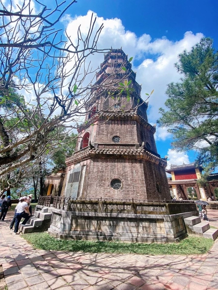Soi giá những tour du lịch tâm linh 3 miền hút khách nhất đầu năm 2026 Soi giá những tour du lịch tâm linh 3 miền hút khách nhất đầu năm 2026