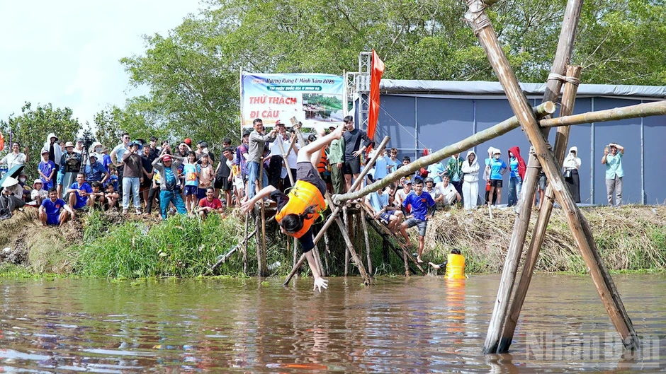 Sôi nổi các hoạt động tại sự kiện “Hương rừng U Minh năm 2026” Sôi nổi các hoạt động tại sự kiện “Hương rừng U Minh năm 2026”