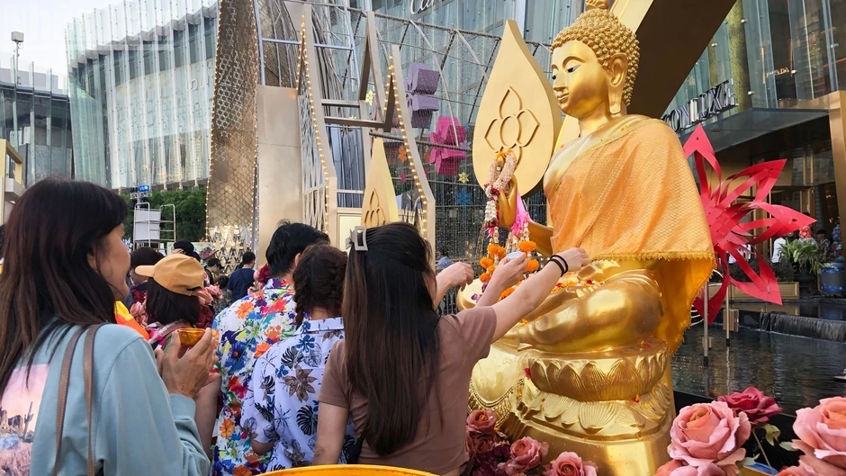 Songkran tạo động lực cho ngành công nghiệp không khói Thái Lan Songkran tạo động lực cho ngành công nghiệp không khói Thái Lan