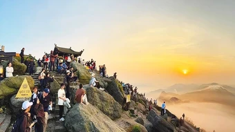 Sức hút của du lịch tâm linh