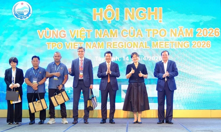 Tây Ninh theo xu hướng du lịch thể thao, du lịch chăm sóc sức khỏe để phát triển kinh tế mũi nhọn Tây Ninh theo xu hướng du lịch thể thao, du lịch chăm sóc sức khỏe để phát triển kinh tế mũi nhọn