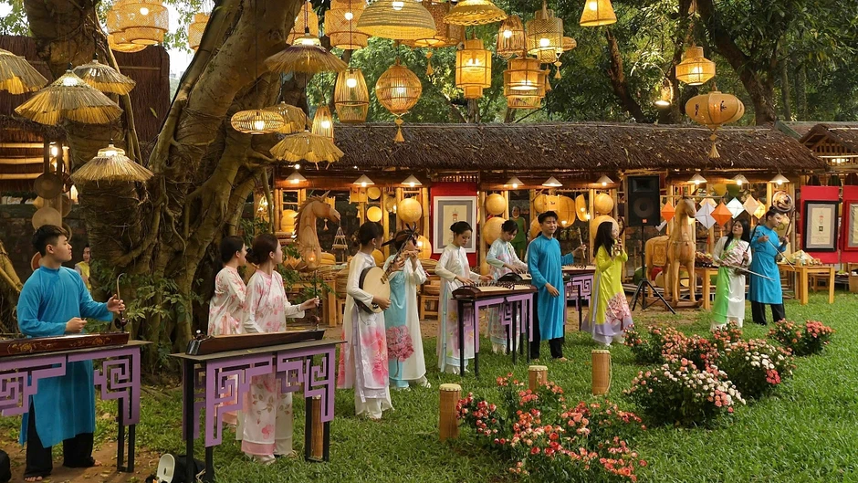 Thăm "Vườn Ánh sáng" giữa lòng di sản