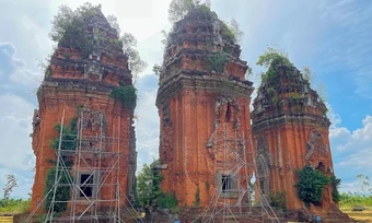 Tháp Chăm cao nhất Đông Nam Á ở tỉnh nào?