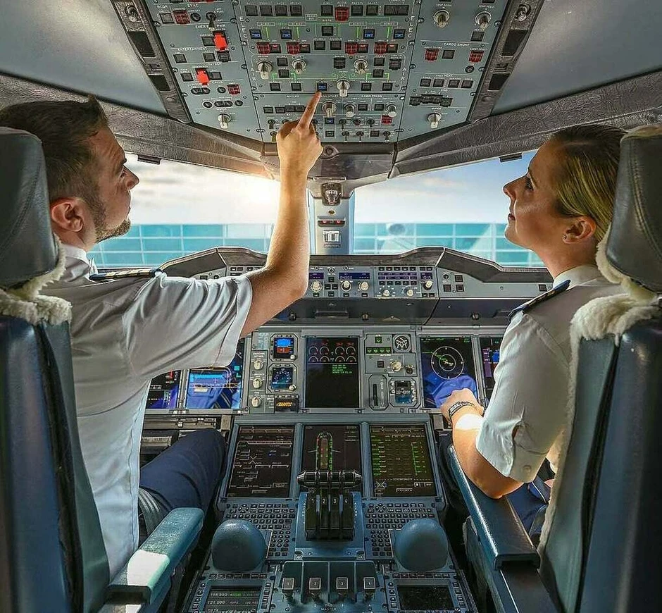 Thu nhập phi công tại Dubai lên tới 320.000 USD mỗi năm Thu nhập phi công tại Dubai lên tới 320.000 USD mỗi năm