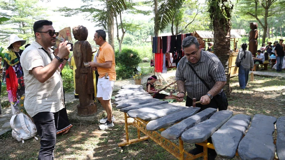 Trải nghiệm không gian văn hóa các dân tộc Việt Nam tại Làng Văn hóa-Du lịch Trải nghiệm không gian văn hóa các dân tộc Việt Nam tại Làng Văn hóa-Du lịch