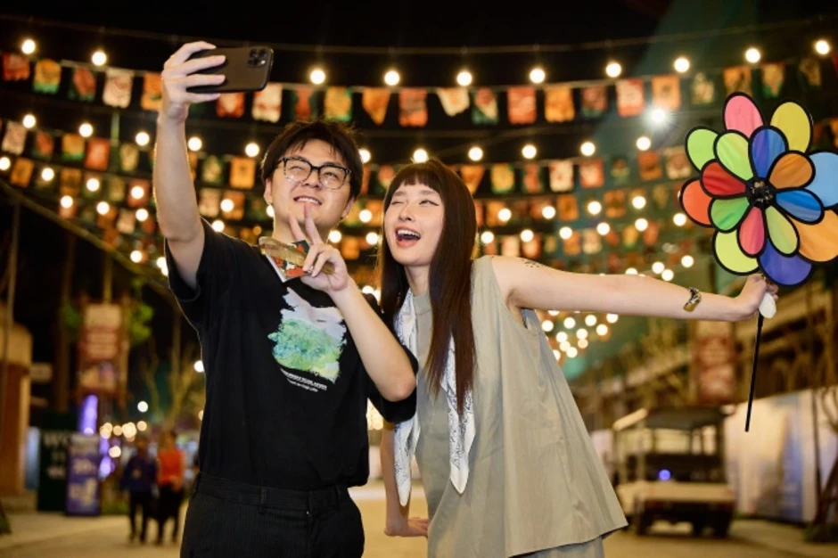 Trải nghiệm náo nhiệt cả ngày lẫn đêm tại Vui-Fest Cát Bà Trải nghiệm náo nhiệt cả ngày lẫn đêm tại Vui-Fest Cát Bà