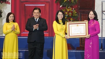 Trao Huân chương Lao động hạng Nhất cho Tổng Công ty Du lịch Sài Gòn