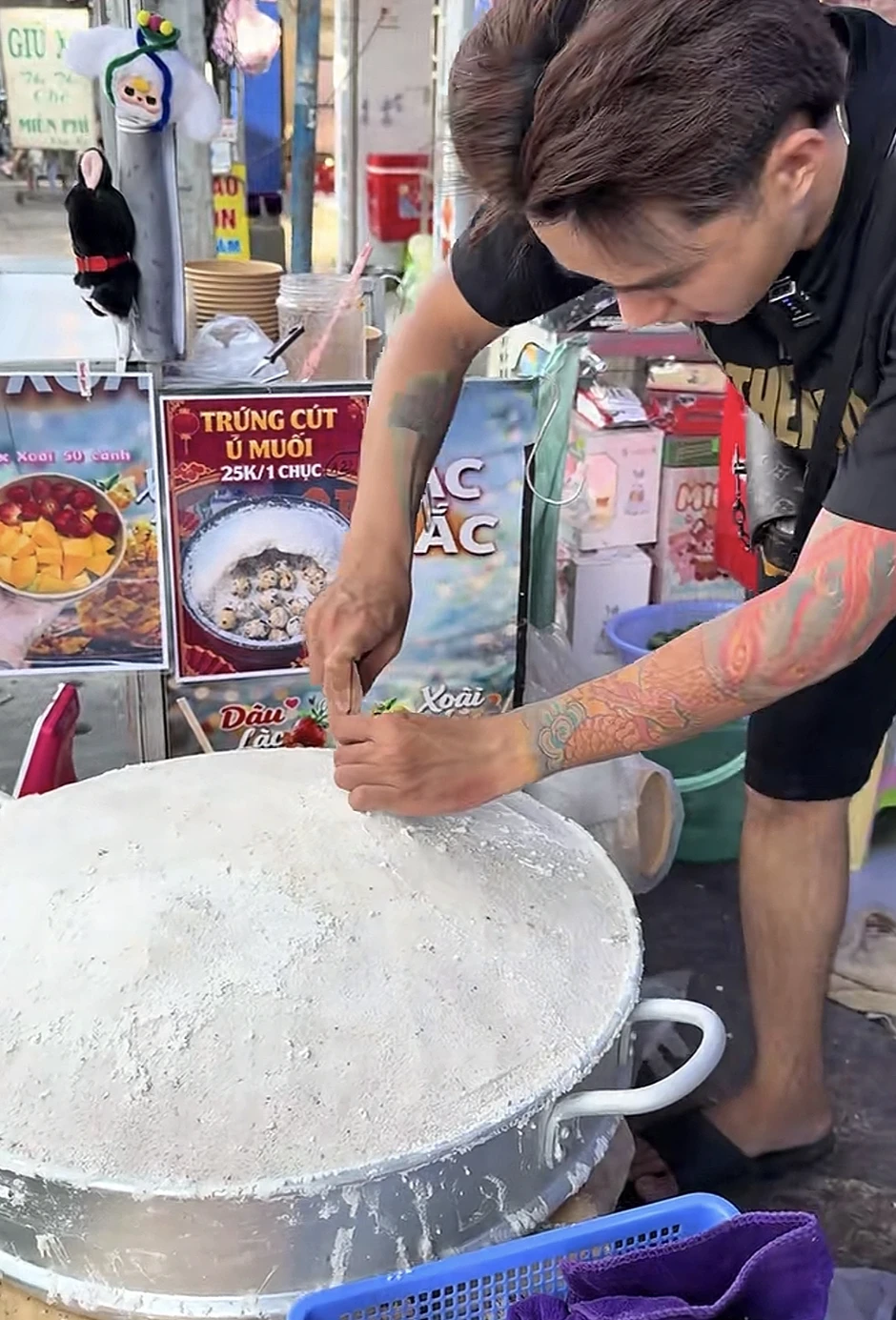 Trứng cút ủ muối thảo mộc “hạ nhiệt” chỉ sau ít ngày gây sốt tại TPHCM? Trứng cút ủ muối thảo mộc “hạ nhiệt” chỉ sau ít ngày gây sốt tại TPHCM?