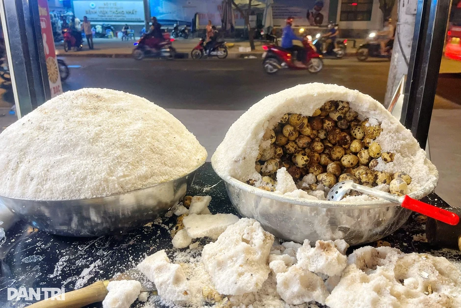 Trứng cút ủ muối thảo mộc “hạ nhiệt” chỉ sau ít ngày gây sốt tại TPHCM? Trứng cút ủ muối thảo mộc “hạ nhiệt” chỉ sau ít ngày gây sốt tại TPHCM?