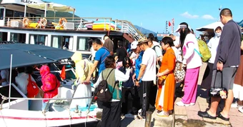 Trước kỳ nghỉ 30-4, Nha Trang kêu gọi các hộ kinh doanh không 'chặt chém' du khách