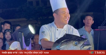 Tuy Hòa hút khách với trải nghiệm chế biến cá ngừ đại dương tại chỗ
